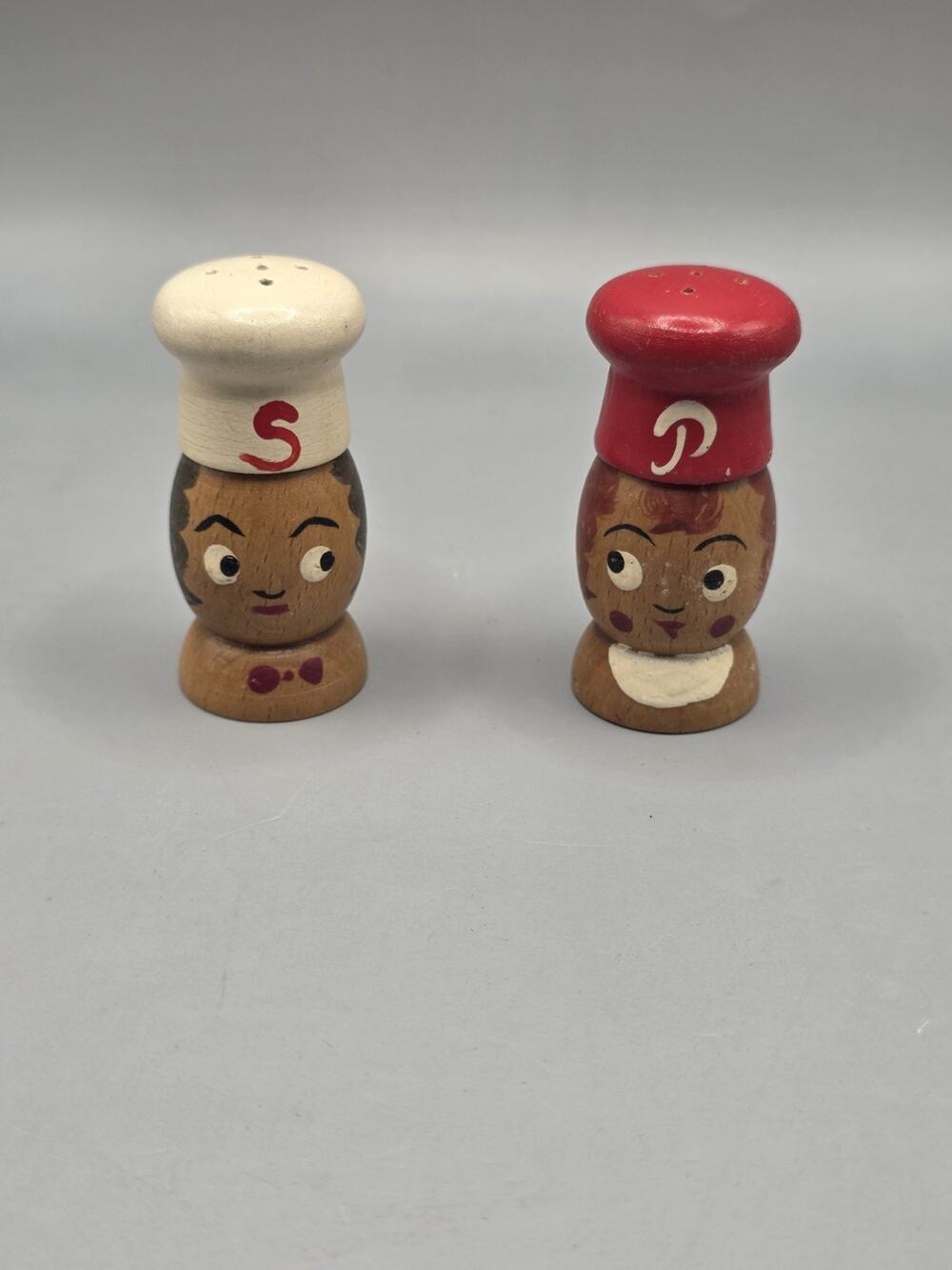 Vintage Japan Wooden Chef Salt & Pepper Shakers Man & Woman 2"